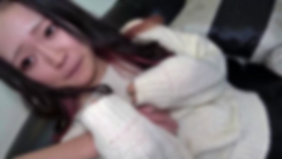 感度バツグン！大きな瞳が爱くるしい18歳の色白スレンダー。小动物系なのに敏感なカラダで感じまくり大量潮吹き。本能的に感じる素直な反応に兴奋抑えきれず大量中出し。[8.84G]